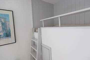 The cabin bed has a full size single mattress (3').