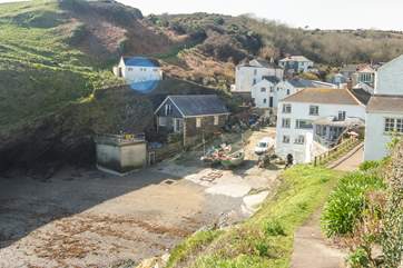 Looking down into Portloe cove from the coastal footpath (The Lugger is on the right....excellent food and spa treatments for relaxation!).