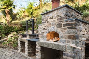 Enjoy cooking outdoors with the fabulous Pizza Oven and BBQ.