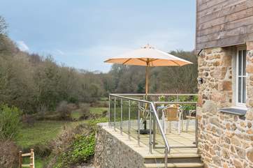 This lovely cottage is nestled in a valley with wonderful views across the owners land.