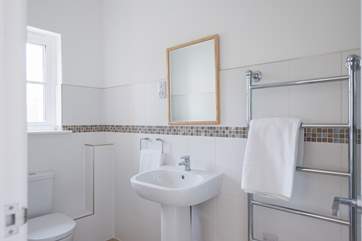 The en suite to bedroom one.