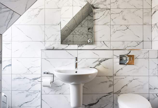 Excellent lighting and lots of space