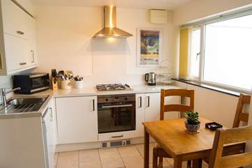 The little kitchen-area is well-equipped.