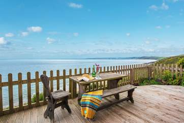 With that view you will want to dine al fresco from sunrise to sunset.