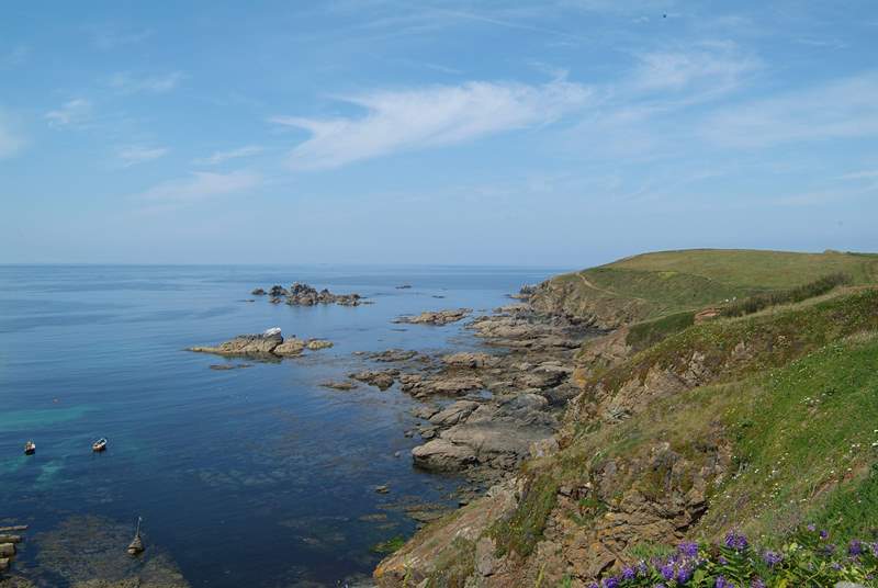 The rugged coast can be explored via the South West Coast Path for a short walk or a full day out ending up in a pub.