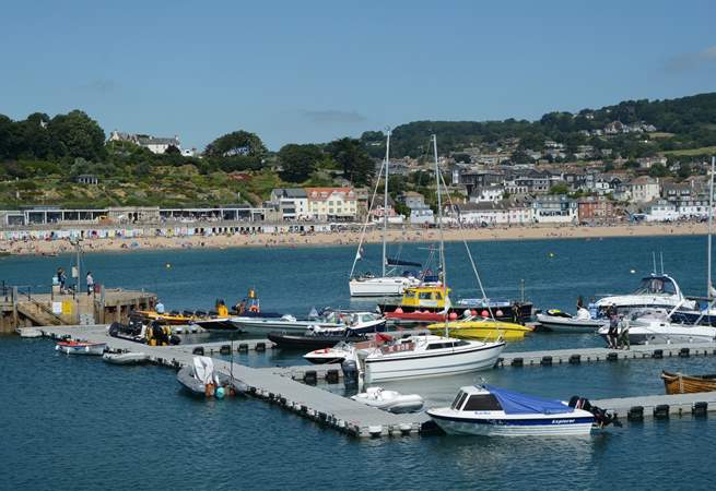 The working harbour and beautiful sandy beach of Lyme Regis is on your door step.