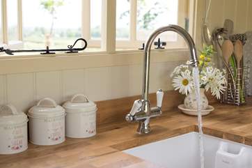 Washing up with that view should be less of a hassle!