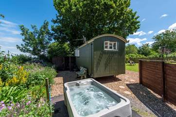What a very special way to end the day with a soak in the hot tub looking out at the countryside views.