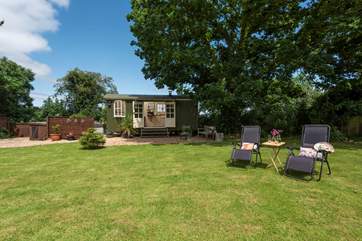 What a beautiful setting with plenty of space (the hot tub is behind the wooden screening fencing for total privacy).