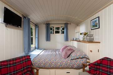The gorgeous king-size bed.