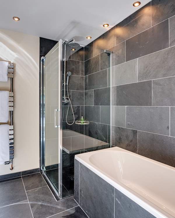 En suite leading off bedroom 1.