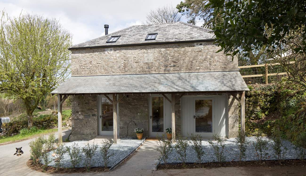 The front of Dittisham (parking for two cars is at the rear of the cottage).