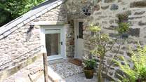The stone steps leading up to Huckworthy.