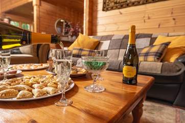 or perhaps canapes and Prosecco. There is even the option of a buffet supper. You can choose all or just one of these wonderful treats.