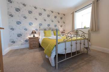 The ground floor double bedroom.
