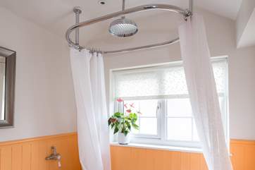 Should you not fancy a soak in the bath, there is a powerful overhead drench shower.