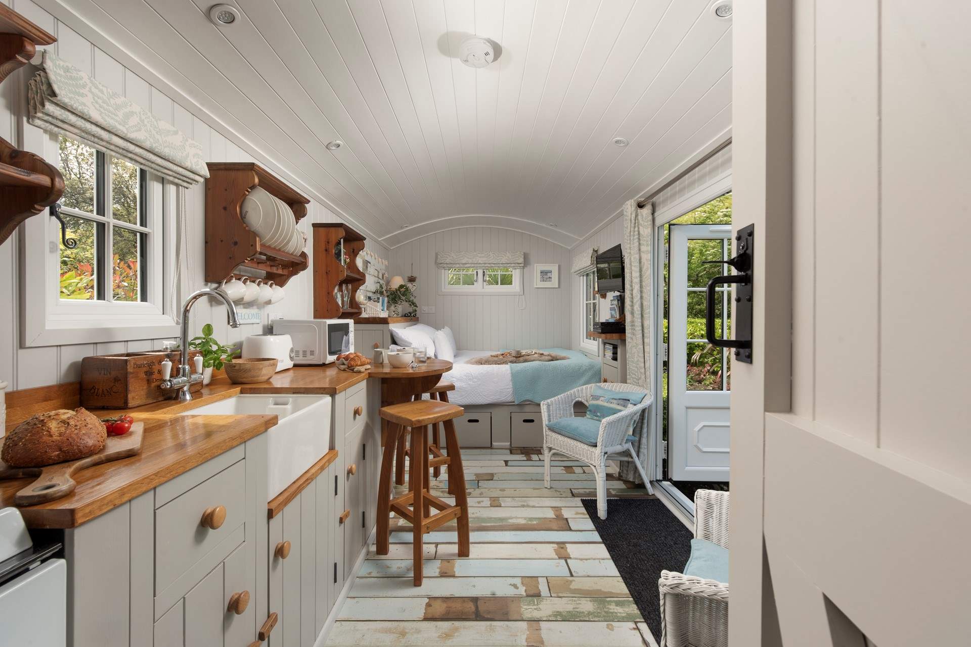 The perfect hideaway for two guests. 