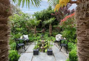 A hidden gem to the rear of the hut, allows for more al fresco dining.