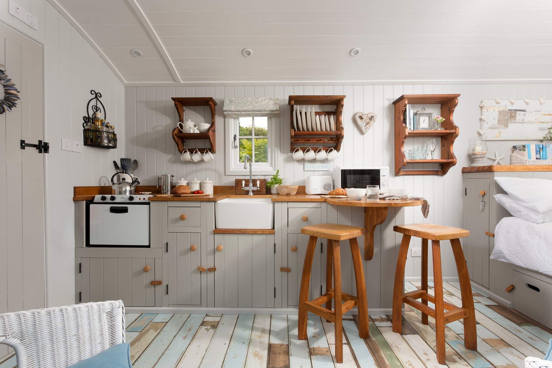 The well-equipped kitchen has everything you'd need for your getaway.