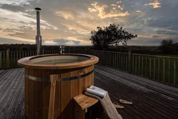 The wood-fried hot tub is just perfect for romantic evenings under the stars.