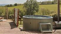 The heavenly hot tub turns daydreams into reality.