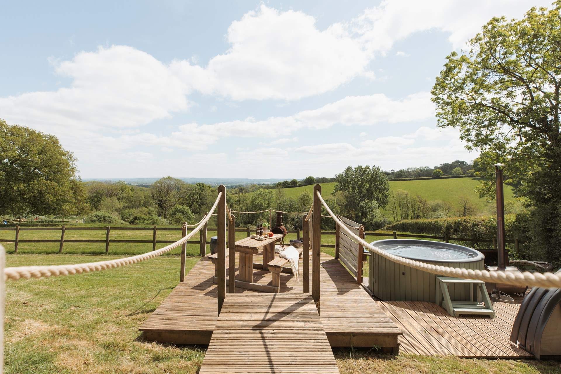 Relax on the sun soaked deck or roam the enclosed garden with your beloved pooch in tow!