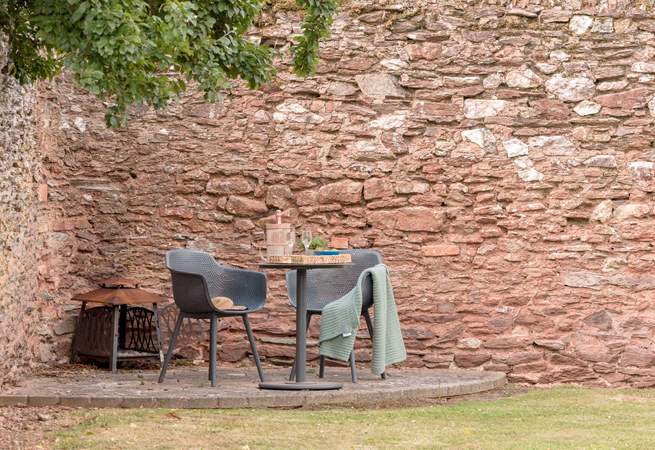 Sitt and take a moment..