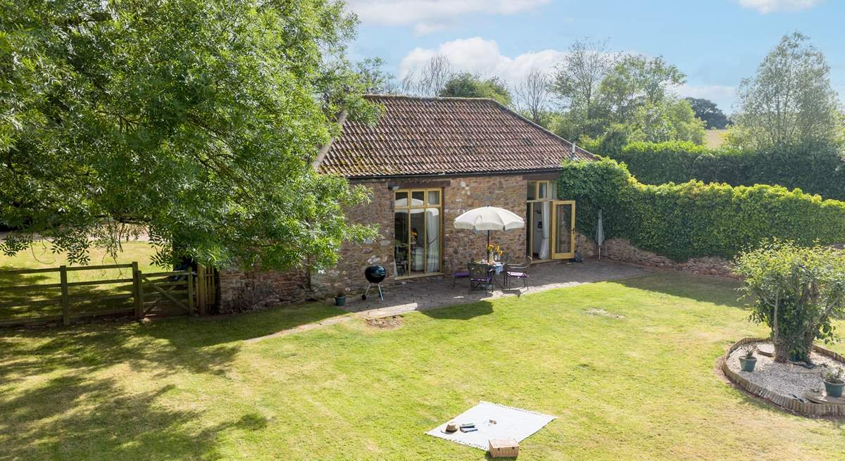 The Barn has a really large, level and fully enclosed garden. An ideal safe place for a great run around for children or of course four legged friends.