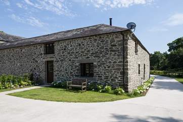 The front door of Lena Cottage.