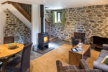 The lovely sitting/dining-room