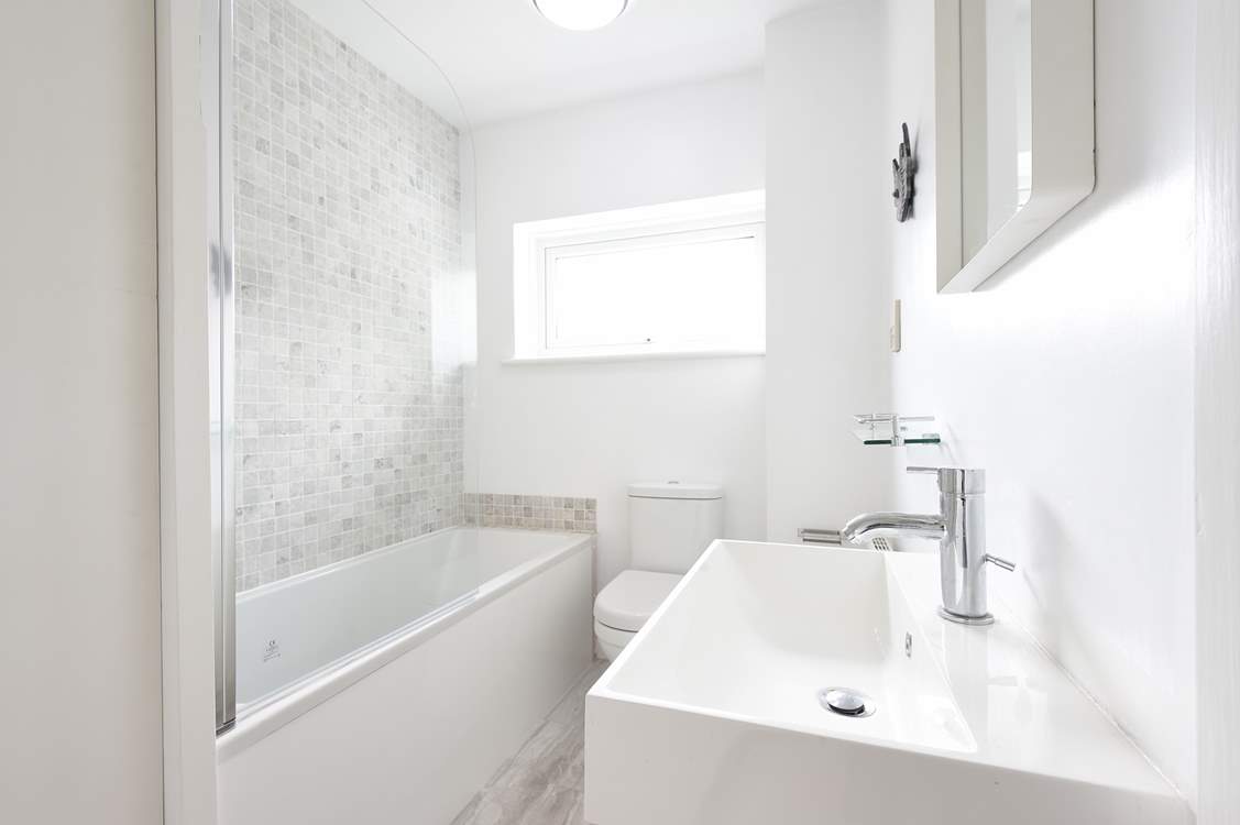 The main family bathroom.