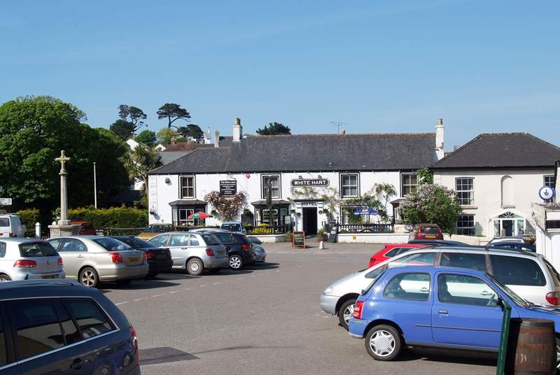St Keverne's attractions are just a few minutes walk away from The Old Stone Workshop, including two pubs, a post office, butcher, organic restaurant and much more.