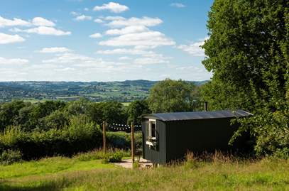 Stargazy Sky Shepherd's Hut in 3.8 miles NW of Lyme Regis