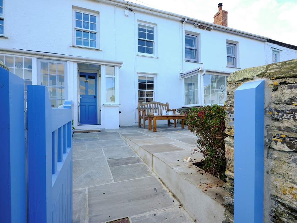 Number Four is a beautiful little Georgian cottage.