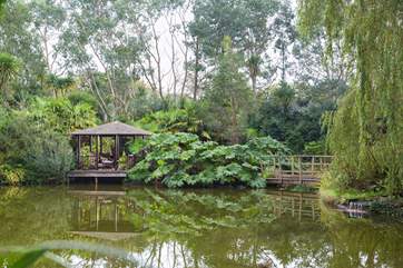 The waterside pergoda.