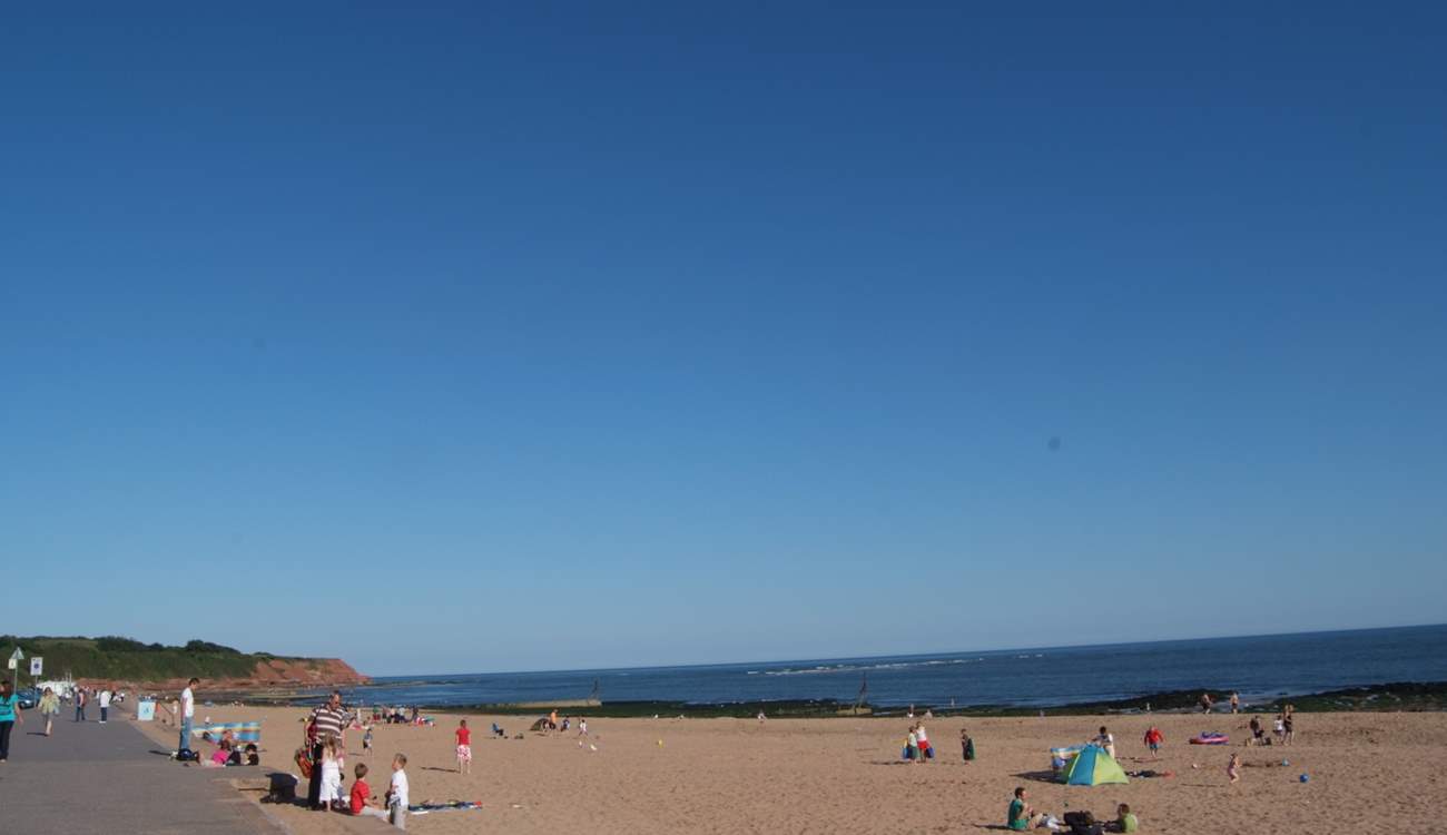 Exmouth Beach is around 40 minutes away, with its miles of golden sands. 