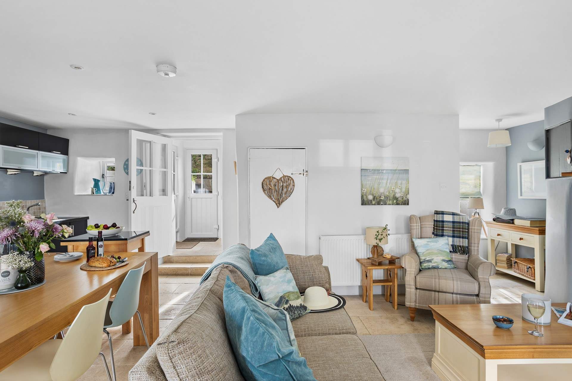 The open plan living-room will ensure you enjoy quality time together.