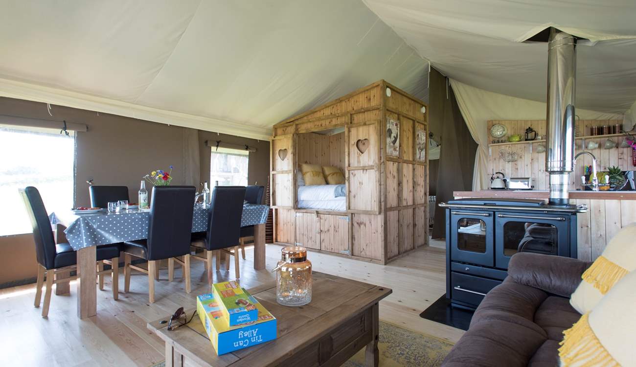 The open plan living-area allows your day to flow effortlessly. 