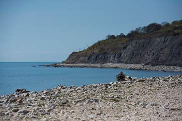 You really are right on the beach here, the cliffs are formed of blue lias clay, where many a fossil has been discovered over the years.