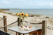 Dining alfresco never looked so good!