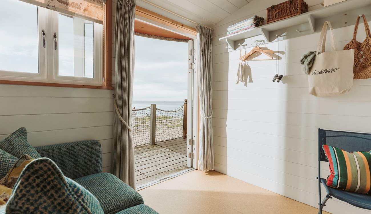 Open the doors and in just a few steps, the sand will be between your toes. 
