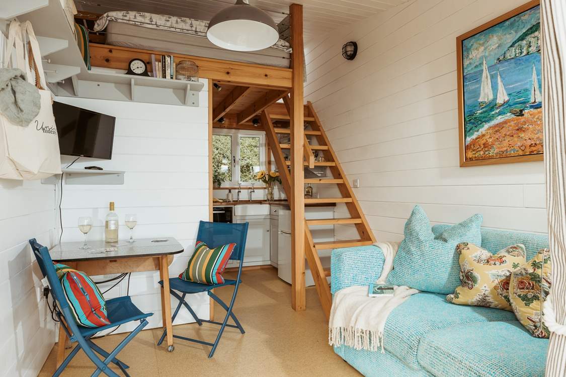 The space is perfectly compact and has all the essentials for your dreamy getaway.
