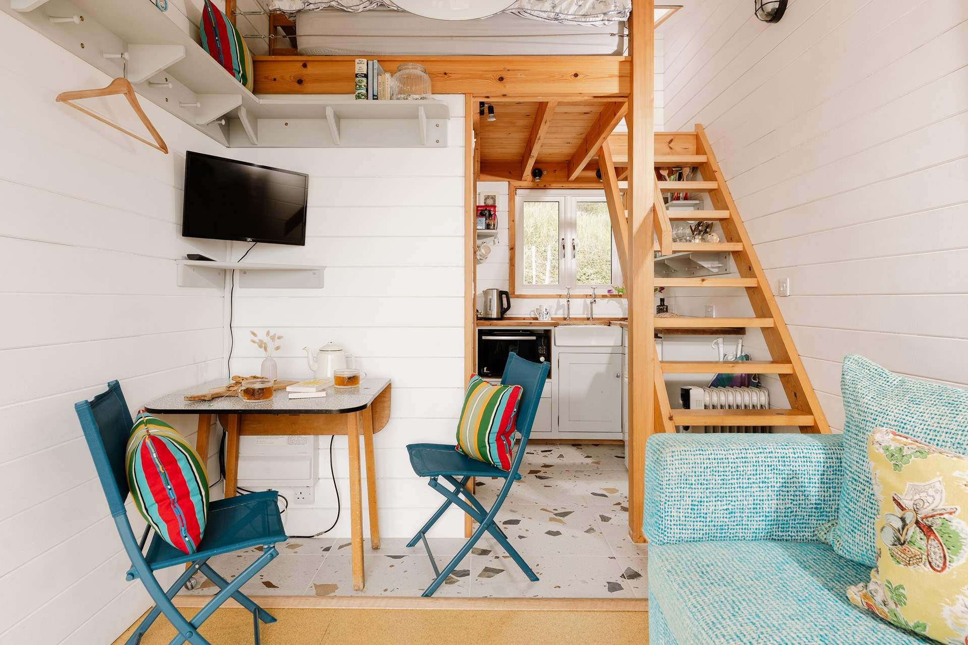 The colourful interiors create an uplifting ambience. 
