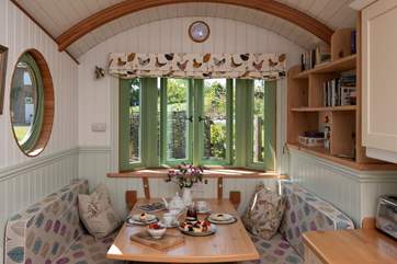 A light, bright space to spend time.