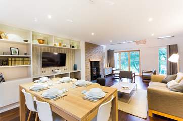 Open plan living at its very best.