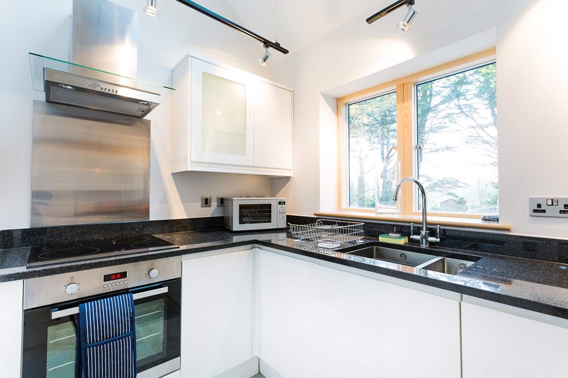 The well-equipped and stylish kitchen.
