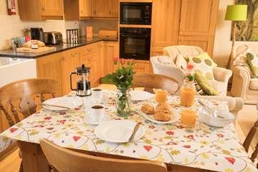 Enjoy a quiet breakfast in the serene countryside.