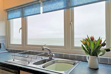 Take advantage of the breathtaking views whist cooking up a treat.