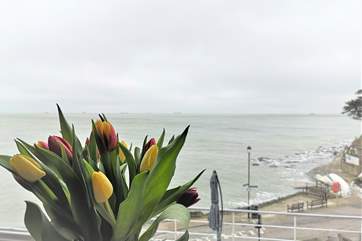 1 Starboard House is located in the perfect location, with the beach directly in front of the property.
