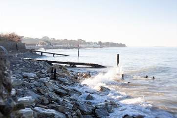 Year-round, a walk along the seawall provides refreshing views across the seafront, as the tides roll in and out.